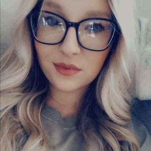 Meet your Posher, Christian